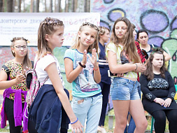 Фестиваль "Счастливое детство" Фестиваль "Счастливое детство"